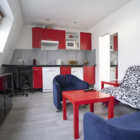 Appartamento Comfortable In The Heart Of Parigi
